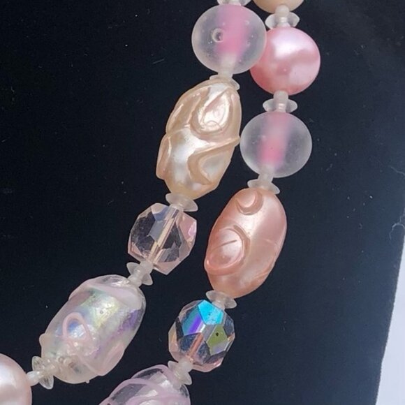 Vintage Japan 2strand pink faux pearl choker - Picture 7 of 10